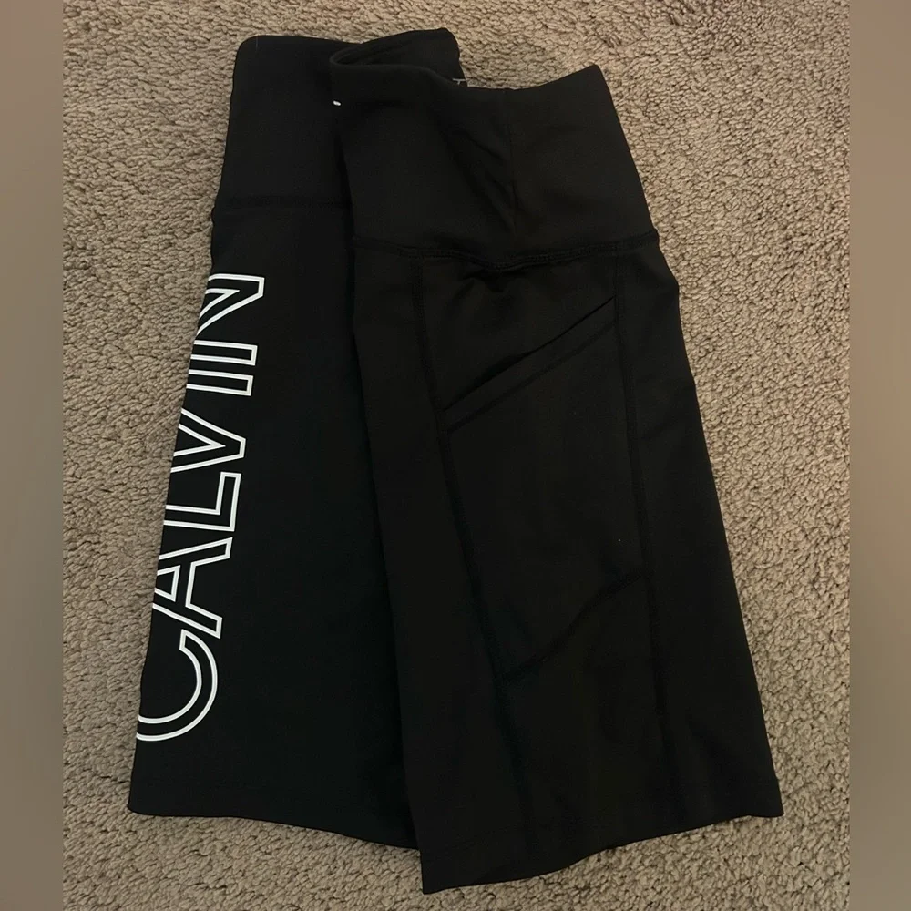 Womens CALVIN KLEIN Size Small Black Biker Shorts 7” Inseam Athletic Workout Run
